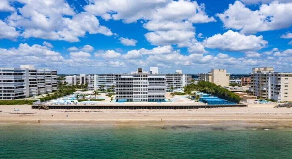3546 S Ocean Boulevard Unit 923, South Palm Beach, Florida 33480, 2 Bedrooms Bedrooms, ,2 BathroomsBathrooms,Residential Lease,For Rent,Ocean,9,RX-10985819