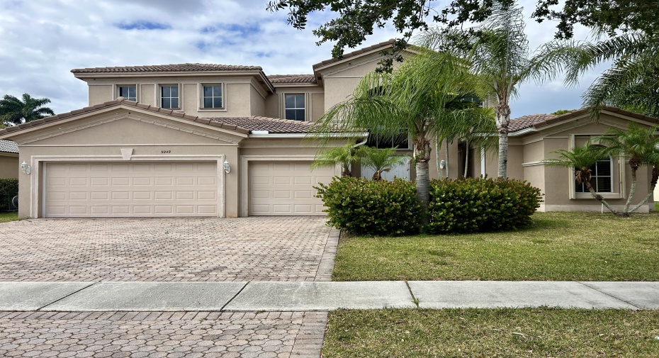 9249 Pineville Drive, Lake Worth, Florida 33467, 5 Bedrooms Bedrooms, ,4 BathroomsBathrooms,Residential Lease,For Rent,Pineville,1,RX-10982904