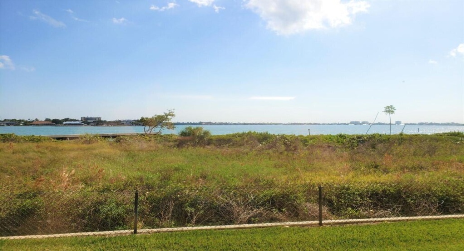 20 Harbour Isle Drive Unit 104, Fort Pierce, Florida 34949, 2 Bedrooms Bedrooms, ,2 BathroomsBathrooms,Residential Lease,For Rent,Harbour Isle,1,RX-10985101