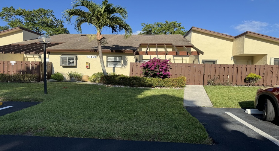 14190 Nesting Way Unit C, Delray Beach, Florida 33484, 2 Bedrooms Bedrooms, ,2 BathroomsBathrooms,Residential Lease,For Rent,Nesting,1,RX-10985189