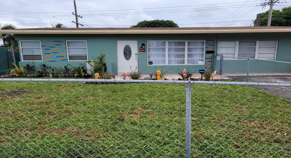 1520 NE 33rd Street, Pompano Beach, Florida 33064, 3 Bedrooms Bedrooms, ,2 BathroomsBathrooms,Residential Lease,For Rent,33rd,RX-10985546