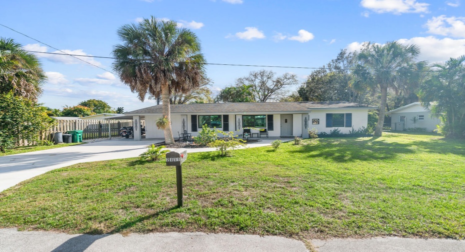 2111 Donald Avenue, Fort Pierce, Florida 34946, 3 Bedrooms Bedrooms, ,1 BathroomBathrooms,Single Family,For Sale,Donald,RX-10961222