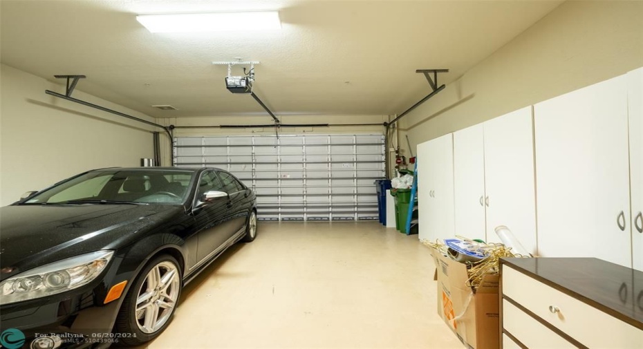 2-Car Garage