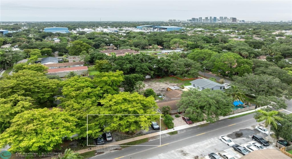 Aerial View - Close to Downtown & Beach