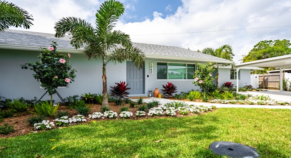 1042 Churchill Circle, West Palm Beach, Florida 33405, 4 Bedrooms Bedrooms, ,2 BathroomsBathrooms,Single Family,For Sale,Churchill,RX-10974362
