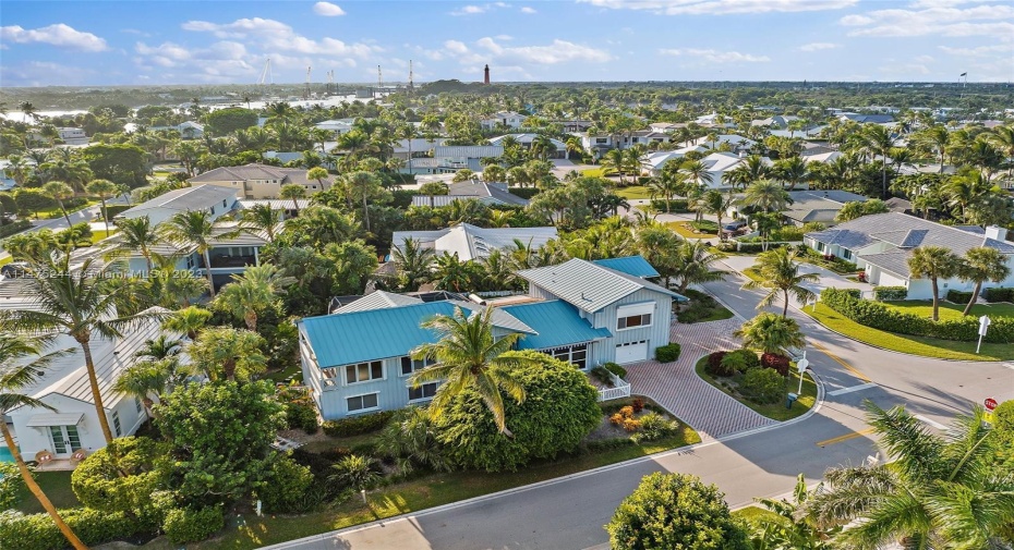 219 Colony Road, Jupiter Inlet Colony, Florida 33469, 3 Bedrooms Bedrooms, ,2 BathroomsBathrooms,Single Family,For Sale,Colony,RX-10974581
