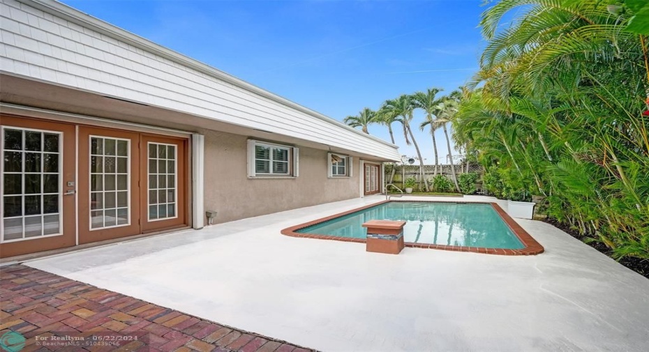 POOL - PATIO AREA