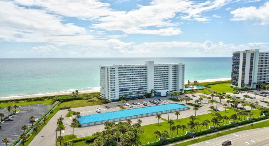 9600 S Ocean Drive Unit 102, Jensen Beach, Florida 34957, 2 Bedrooms Bedrooms, ,2 BathroomsBathrooms,Condominium,For Sale,Ocean,102,RX-10974852