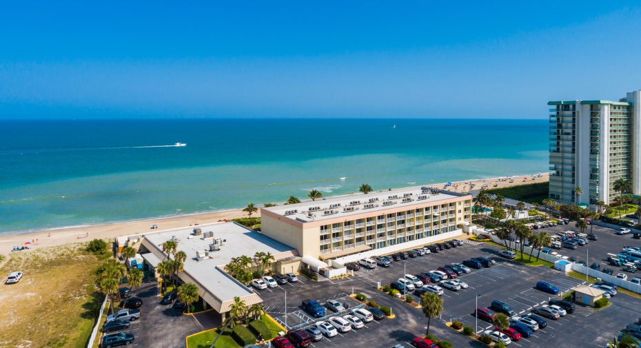 9800 S Ocean Drive Unit 106, Jensen Beach, Florida 34957, 1 Bedroom Bedrooms, ,1 BathroomBathrooms,Condominium,For Sale,Ocean,1,RX-10976476