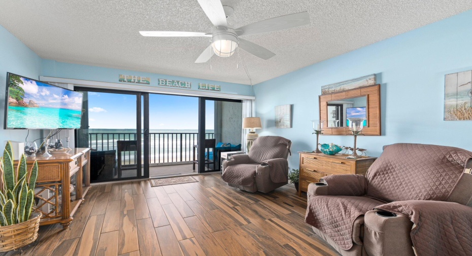 10152 S Ocean Drive Unit 414b, Jensen Beach, Florida 34957, 2 Bedrooms Bedrooms, ,2 BathroomsBathrooms,Condominium,For Sale,Ocean,414,RX-10975518