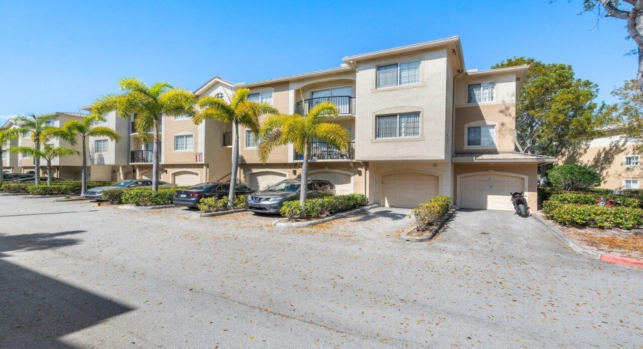 1300 Crestwood Court Unit 1315, Royal Palm Beach, Florida 33411, 3 Bedrooms Bedrooms, ,2 BathroomsBathrooms,Townhouse,For Sale,Crestwood,2,RX-10976219