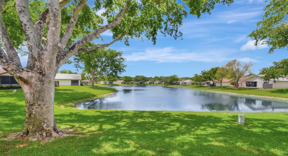 4943 Boxwood Circle, Boynton Beach, Florida 33436, 3 Bedrooms Bedrooms, ,2 BathroomsBathrooms,Single Family,For Sale,Boxwood,RX-10985674