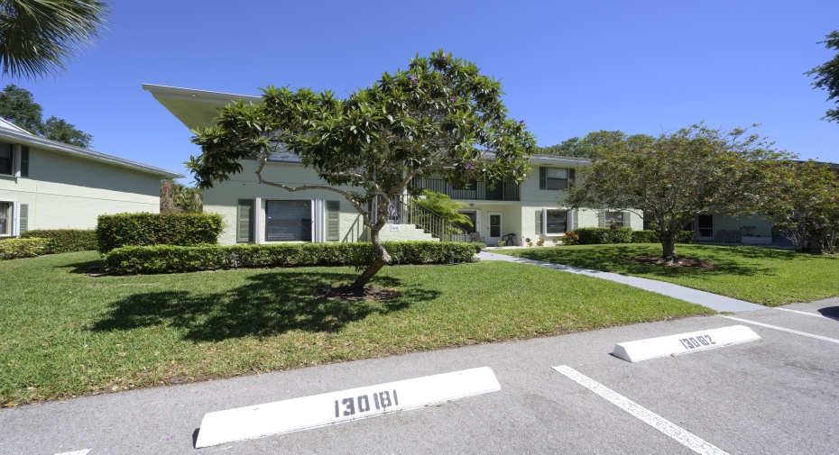 1301 Sabal Ridge Circle Unit A, Palm Beach Gardens, Florida 33418, 2 Bedrooms Bedrooms, ,2 BathroomsBathrooms,Condominium,For Sale,Sabal Ridge,1,RX-10976955