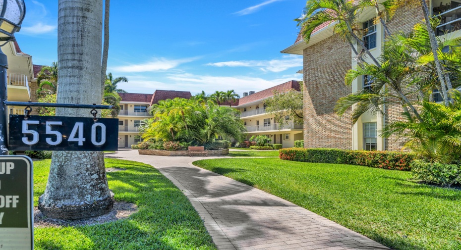 5540 Tamberlane Circle Unit 115, Palm Beach Gardens, Florida 33418, 2 Bedrooms Bedrooms, ,2 BathroomsBathrooms,Condominium,For Sale,Tamberlane,1,RX-10977058