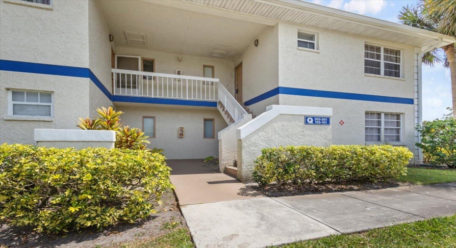 1524 SE Royal Green Circle Unit 201, Port Saint Lucie, Florida 34952, 2 Bedrooms Bedrooms, ,2 BathroomsBathrooms,Condominium,For Sale,Royal Green,2,RX-10977595