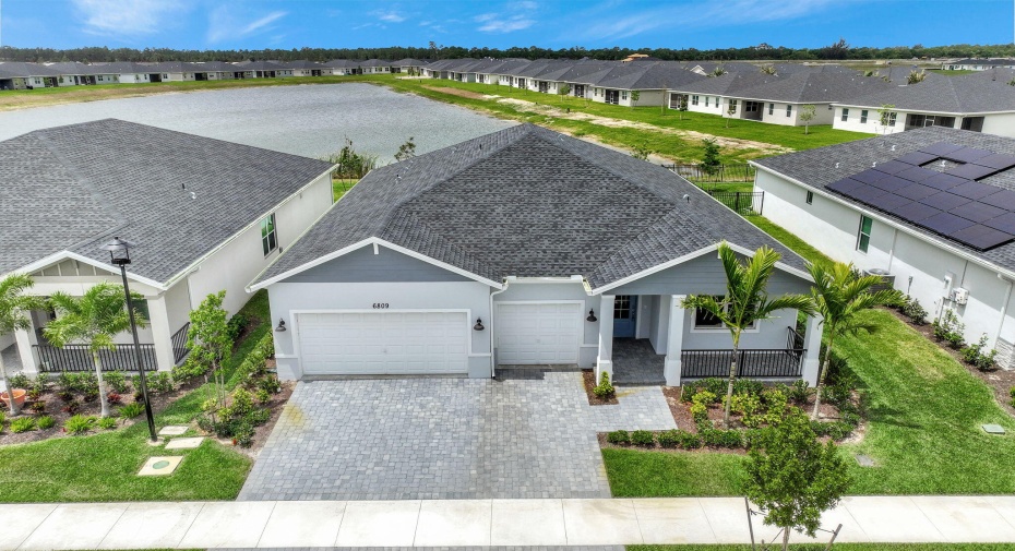 6809 NW Cloverdale Avenue, Port Saint Lucie, Florida 34987, 3 Bedrooms Bedrooms, ,2 BathroomsBathrooms,Single Family,For Sale,Cloverdale,RX-10977902