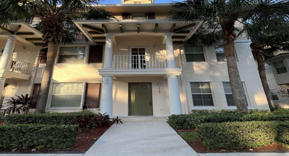 4269 E Main Street, Jupiter, Florida 33458, 3 Bedrooms Bedrooms, ,2 BathroomsBathrooms,Townhouse,For Sale,Main,RX-10977763