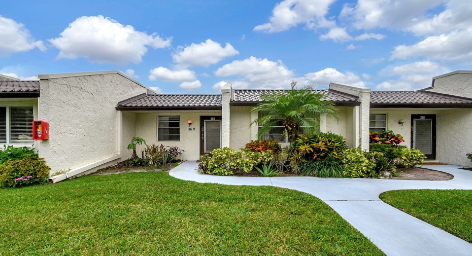 224 Lake Constance Drive, West Palm Beach, Florida 33411, 2 Bedrooms Bedrooms, ,2 BathroomsBathrooms,A,For Sale,Lake Constance Drive,RX-10977941