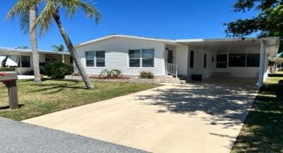 13970 Adelfa Avenue, Fort Pierce, Florida 34951, 2 Bedrooms Bedrooms, ,2 BathroomsBathrooms,A,For Sale,Adelfa,RX-10979047