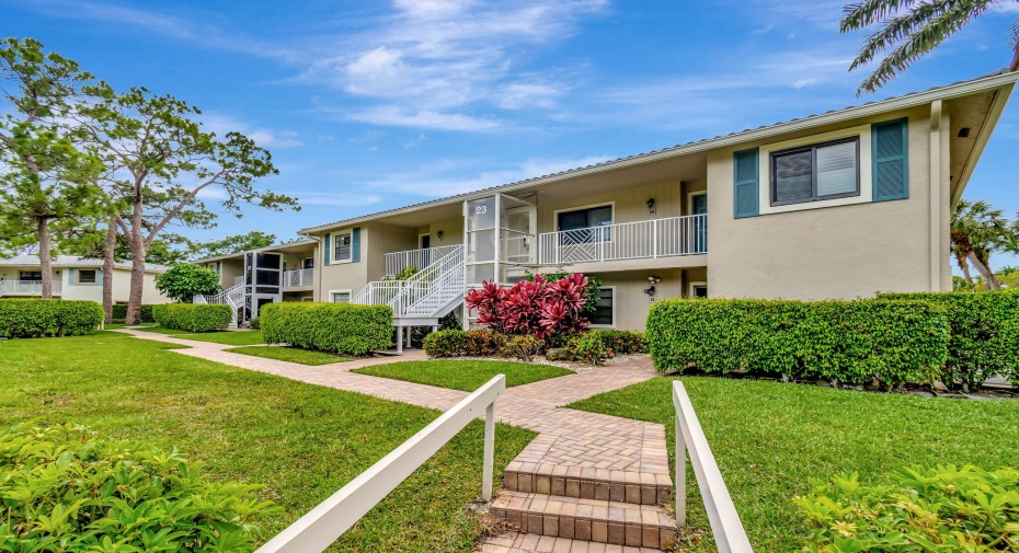 23 Westgate Lane Unit E, Boynton Beach, Florida 33436, 2 Bedrooms Bedrooms, ,2 BathroomsBathrooms,Condominium,For Sale,Westgate,1,RX-10982928