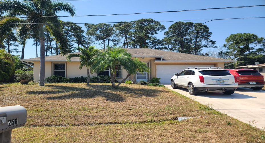 256 SE Ray Avenue, Port Saint Lucie, Florida 34983, 3 Bedrooms Bedrooms, ,2 BathroomsBathrooms,Single Family,For Sale,Ray,RX-10980137