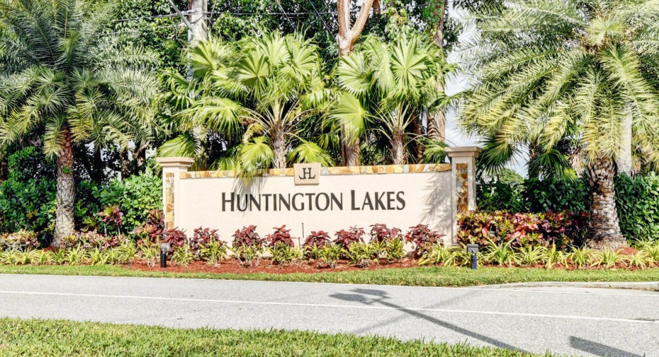 7145 Huntington Lane Unit 303, Delray Beach, Florida 33446, 2 Bedrooms Bedrooms, ,2 BathroomsBathrooms,Condominium,For Sale,Huntington Lane,3,RX-10980591