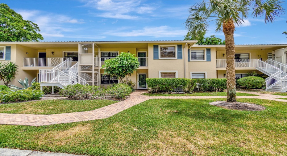 14 Westgate Lane Unit C, Boynton Beach, Florida 33436, 2 Bedrooms Bedrooms, ,2 BathroomsBathrooms,Condominium,For Sale,Westgate,1,RX-10982957