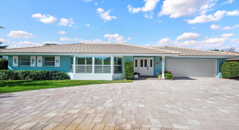 4360 Hickory Drive, Palm Beach Gardens, Florida 33418, 4 Bedrooms Bedrooms, ,2 BathroomsBathrooms,Single Family,For Sale,Hickory,RX-10981536