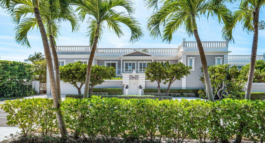 1048 S Ocean Boulevard, Palm Beach, Florida 33480, 5 Bedrooms Bedrooms, ,7 BathroomsBathrooms,Single Family,For Sale,Ocean,RX-10981591