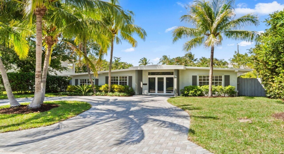 233 Lake Terrace, Delray Beach, Florida 33444, 3 Bedrooms Bedrooms, ,2 BathroomsBathrooms,Single Family,For Sale,Lake,RX-10981998