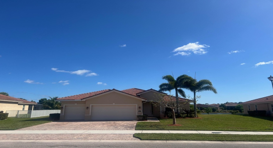 1455 SE Conference Circle, Stuart, Florida 34997, 4 Bedrooms Bedrooms, ,3 BathroomsBathrooms,Single Family,For Sale,Conference,RX-10982397