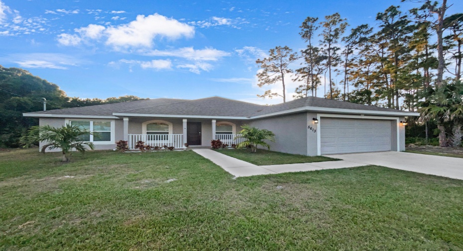 5613 Palm Drive, Fort Pierce, Florida 34982, 3 Bedrooms Bedrooms, ,2 BathroomsBathrooms,Single Family,For Sale,Palm,RX-10982525