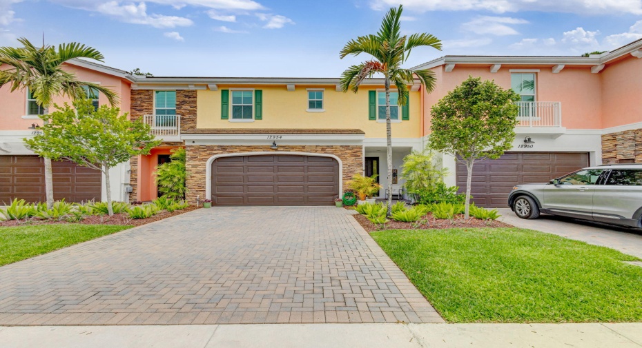 12954 Trevi Isle Drive, Palm Beach Gardens, Florida 33418, 3 Bedrooms Bedrooms, ,2 BathroomsBathrooms,Townhouse,For Sale,Trevi Isle,RX-10983889