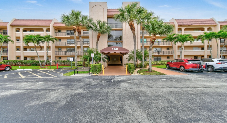 150 Lake Nancy Lane Unit 318, West Palm Beach, Florida 33411, 2 Bedrooms Bedrooms, ,2 BathroomsBathrooms,Condominium,For Sale,Lake Nancy,2,RX-10983054