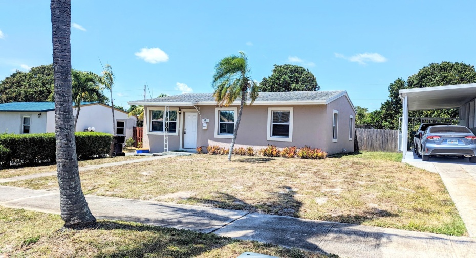 923 Bradley Court, West Palm Beach, Florida 33405, 3 Bedrooms Bedrooms, ,1 BathroomBathrooms,Single Family,For Sale,Bradley,RX-10984652
