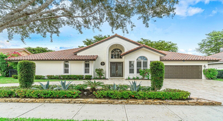 2625 NW 29th Drive, Boca Raton, Florida 33434, 5 Bedrooms Bedrooms, ,4 BathroomsBathrooms,Residential Lease,For Rent,29th,RX-10986068