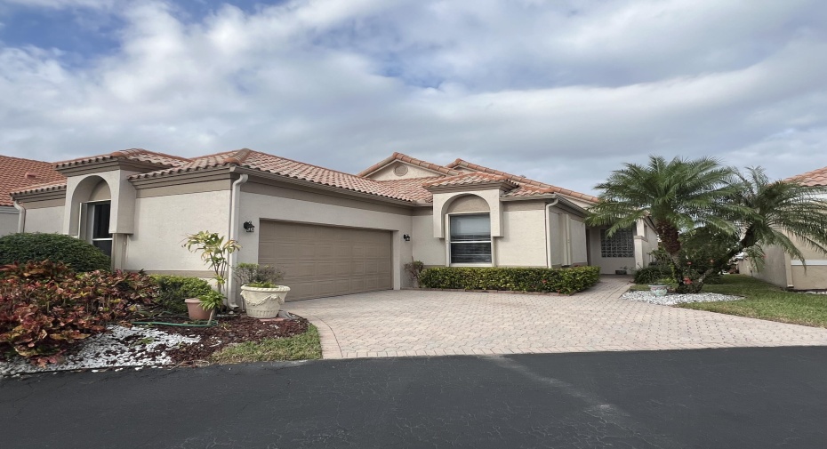 6209 Evian Place, Boynton Beach, Florida 33437, 3 Bedrooms Bedrooms, ,2 BathroomsBathrooms,Single Family,For Sale,Evian,RX-10986198