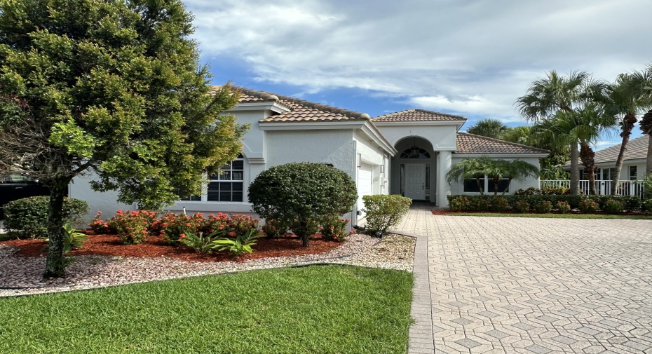 9128 Long Lake Palm Drive, Boca Raton, Florida 33496, 3 Bedrooms Bedrooms, ,3 BathroomsBathrooms,Residential Lease,For Rent,Long Lake Palm,RX-10986430