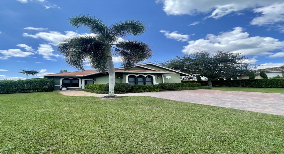 15590 Hawker Lane Unit Guest House, Wellington, Florida 33414, 2 Bedrooms Bedrooms, ,2 BathroomsBathrooms,Residential Lease,For Rent,Hawker,1,RX-10986805
