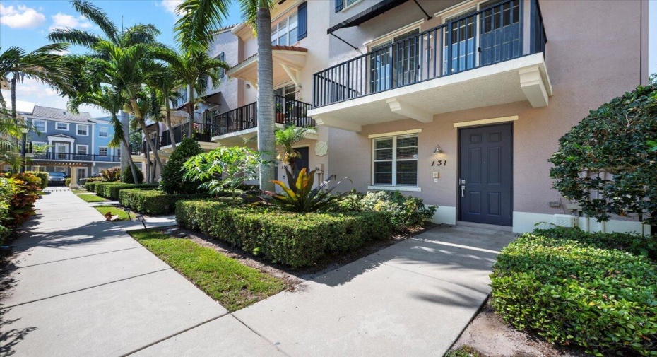 131 Greenwich Circle, Jupiter, Florida 33458, 3 Bedrooms Bedrooms, ,3 BathroomsBathrooms,Townhouse,For Sale,Greenwich,1,RX-10987726