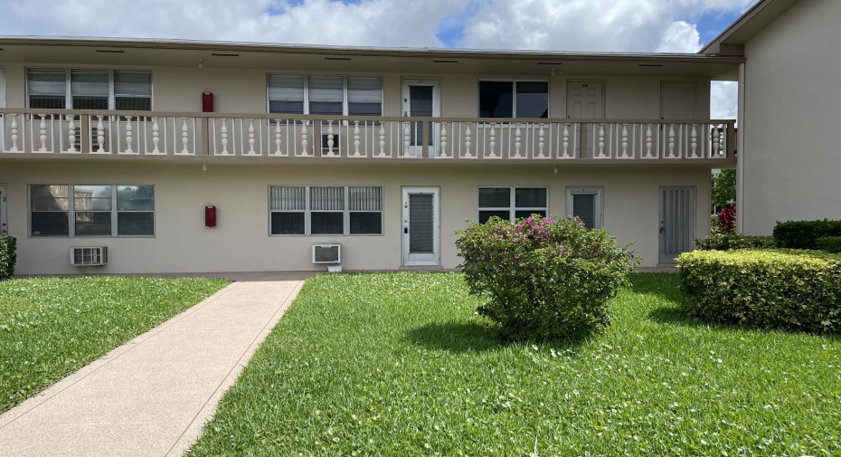 3 Waltham A, West Palm Beach, Florida 33417, 1 Bedroom Bedrooms, ,1 BathroomBathrooms,Residential Lease,For Rent,Waltham A,1,RX-10988015