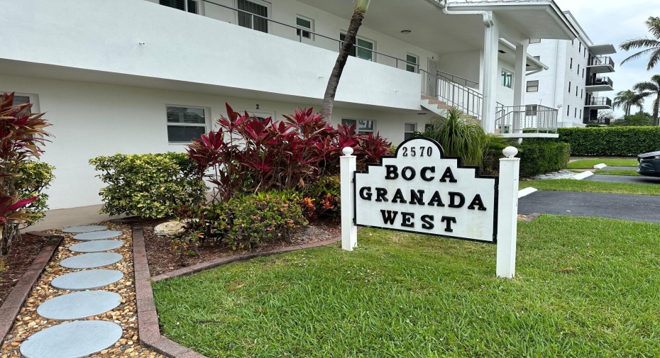 2570 Banyan Road Unit 4, Boca Raton, Florida 33432, 2 Bedrooms Bedrooms, ,2 BathroomsBathrooms,Condominium,For Sale,Banyan,1,RX-10988735