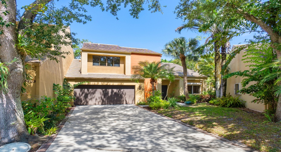 745 St. Albans Drive, Boca Raton, Florida 33486, 3 Bedrooms Bedrooms, ,2 BathroomsBathrooms,Townhouse,For Sale,St. Albans,RX-10988872