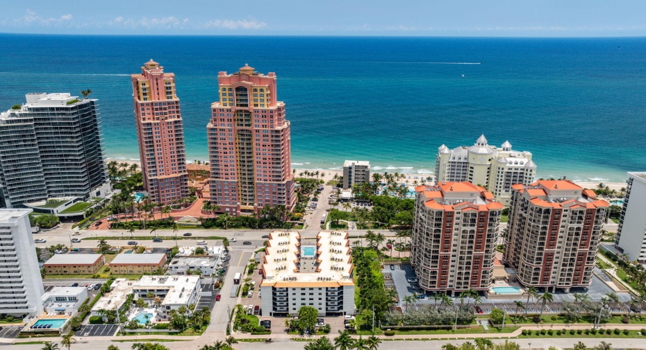 2029 N Ocean Boulevard Unit 502, Fort Lauderdale, Florida 33305, 2 Bedrooms Bedrooms, ,2 BathroomsBathrooms,Condominium,For Sale,Ocean,502,RX-10989689
