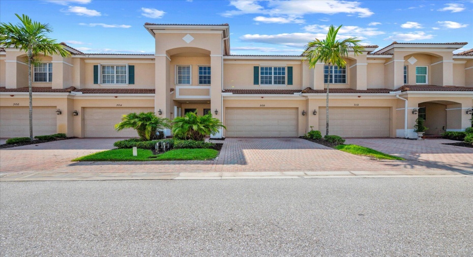 308 SW Otter Run Place, Stuart, Florida 34997, 3 Bedrooms Bedrooms, ,2 BathroomsBathrooms,Townhouse,For Sale,Otter Run,RX-10989905