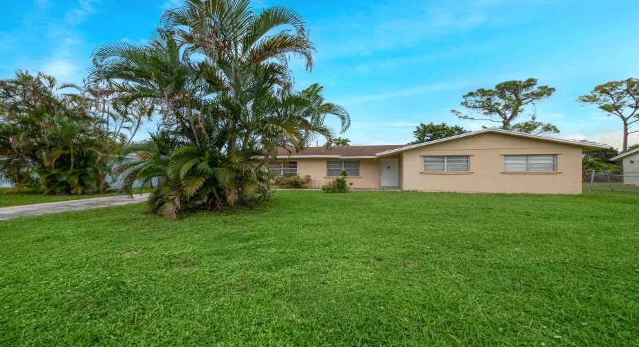 5373 Pine Tree Drive, Delray Beach, Florida 33484, 3 Bedrooms Bedrooms, ,2 BathroomsBathrooms,Single Family,For Sale,Pine Tree,RX-10925839