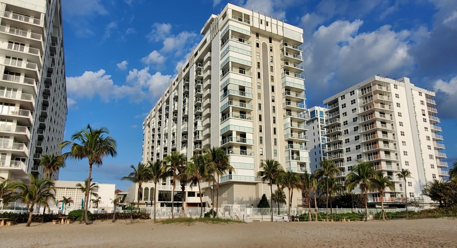 1000 S Ocean Boulevard Unit 11-D, Pompano Beach, Florida 33062, 2 Bedrooms Bedrooms, ,2 BathroomsBathrooms,Condominium,For Sale,Ocean,11,RX-10990282