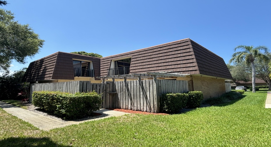 2110 21st Lane, Palm Beach Gardens, Florida 33418, 2 Bedrooms Bedrooms, ,2 BathroomsBathrooms,Residential Lease,For Rent,21st,1,RX-10990702