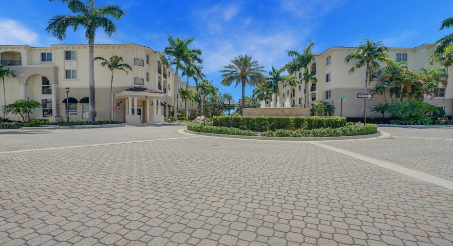 1110 Renaissance Way, Boynton Beach, Florida 33426, 2 Bedrooms Bedrooms, ,2 BathroomsBathrooms,Condominium,For Sale,Renaissance,1,RX-10990877