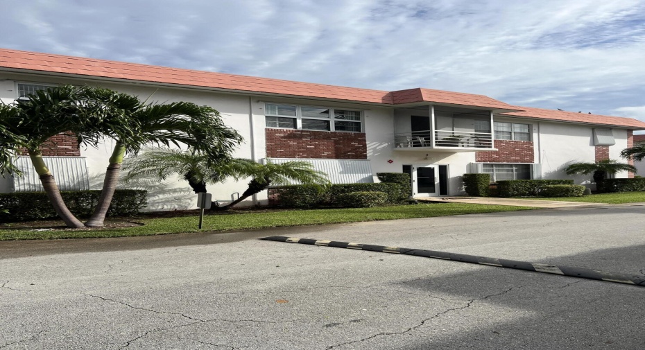 3550 NW 8th Avenue Unit 312, Pompano Beach, Florida 33064, 2 Bedrooms Bedrooms, ,1 BathroomBathrooms,Residential Lease,For Rent,8th,2,RX-10991099